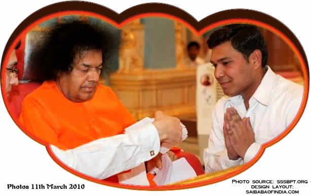 SRI SRI SATHYA SAI BABA ACCEPTING BUNCH OF LETTERS FROM HIS STUDENTS 11 MARCH 2010