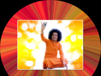 new-sri-sathya-sai-baba-showing-lingam-with-his-hand-in-the-air